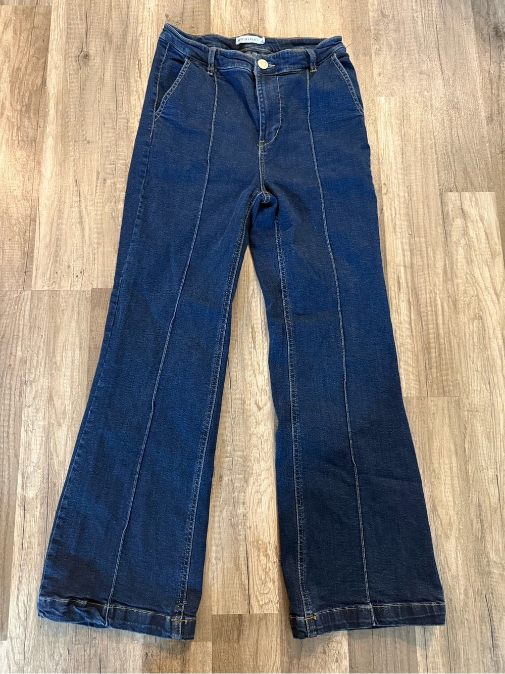 Women’s Dark Blue High-Waist Flared Jeans